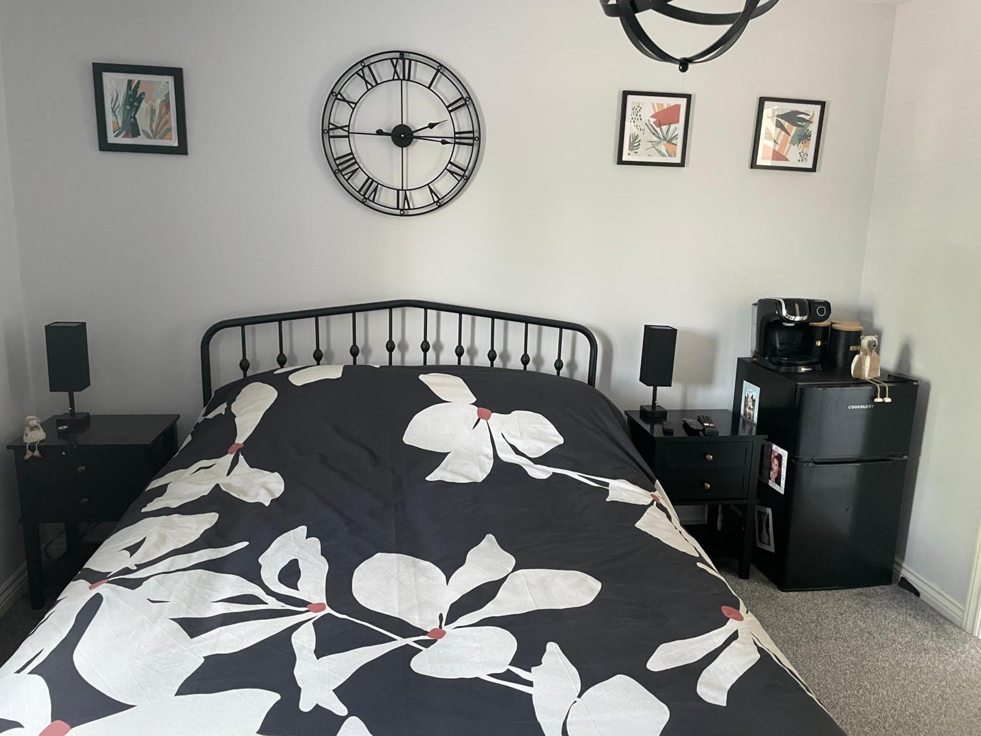 Cosy Home From Home With Private Bathroom - Free Parking Cardiff Buitenkant foto