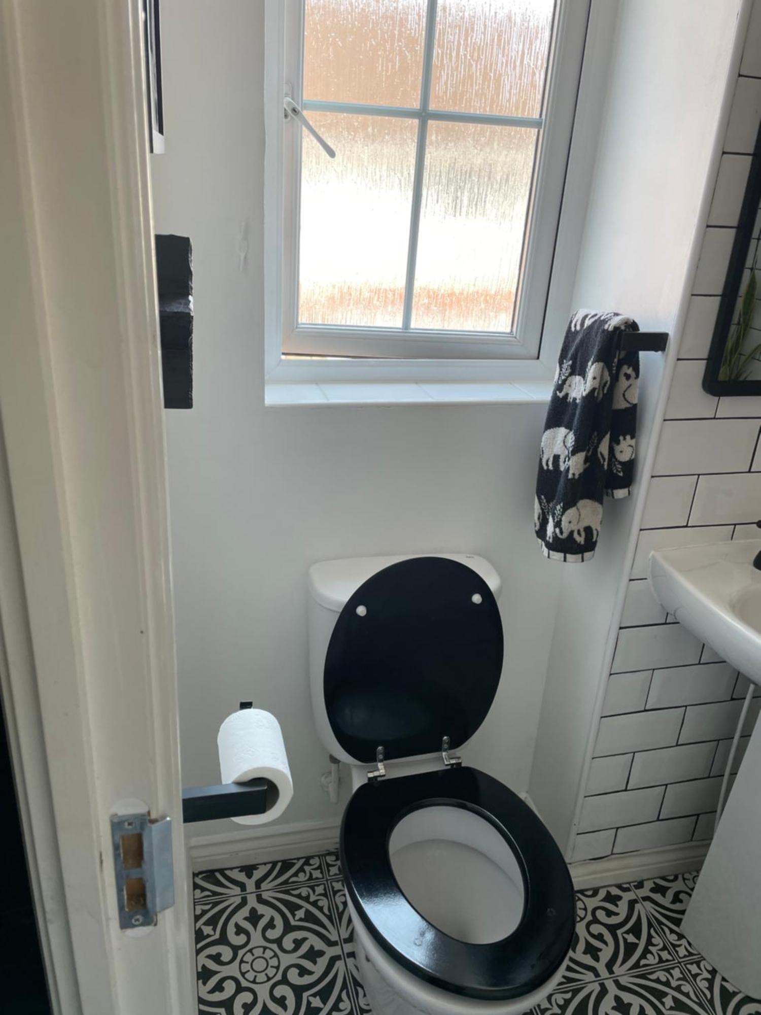 Cosy Home From Home With Private Bathroom - Free Parking Cardiff Buitenkant foto