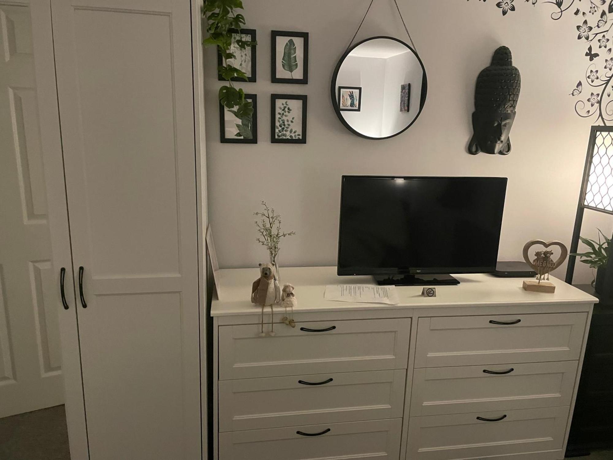 Cosy Home From Home With Private Bathroom - Free Parking Cardiff Buitenkant foto